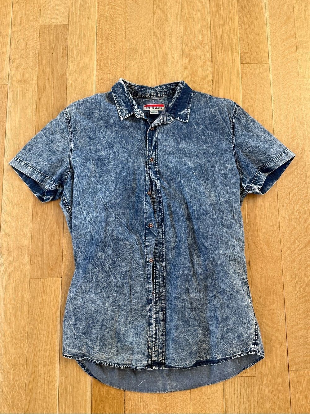 Washed Blue Short-Sleeve Denim Shirt